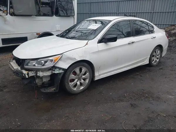 1HGCR2F59GA019718 2016 HONDA ACCORD - Image 2