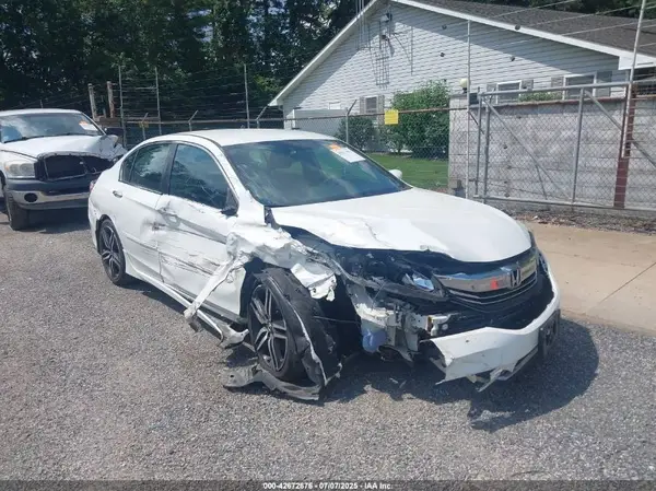 1HGCR2F59GA083161 2016 HONDA ACCORD - Image 1