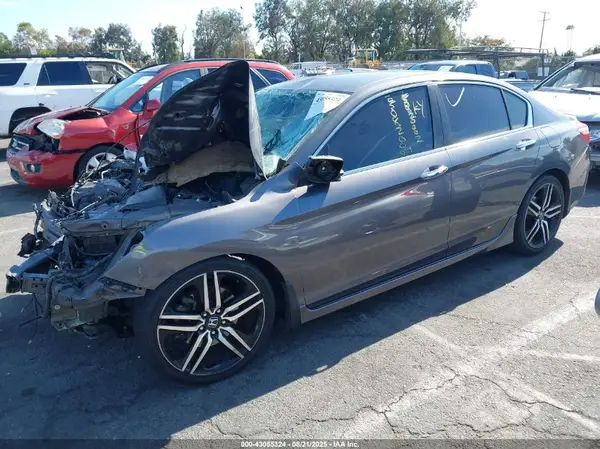 1HGCR2F59GA100895 2016 HONDA ACCORD - Image 2