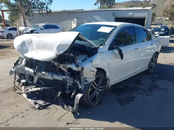 1HGCR2F59GA129524 2016 HONDA ACCORD - Image 2