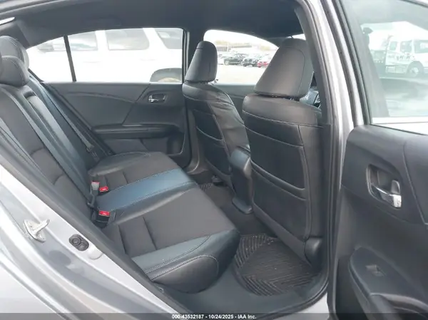 1HGCR2F59GA179100 2016 HONDA ACCORD - Image 8