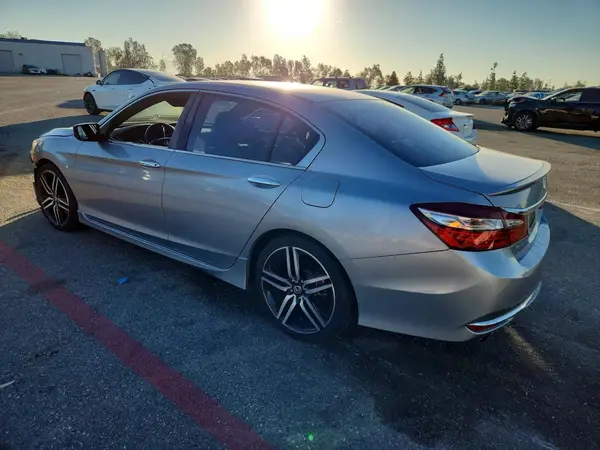 1HGCR2F59GA204707 2016 HONDA ACCORD - Image 2