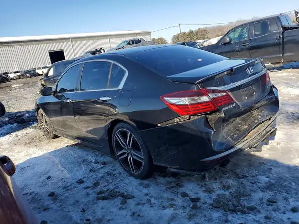 1HGCR2F59HA024886 2017 HONDA ACCORD - Image 2