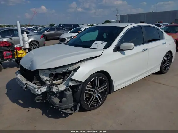 1HGCR2F59HA026847 2017 HONDA ACCORD - Image 2