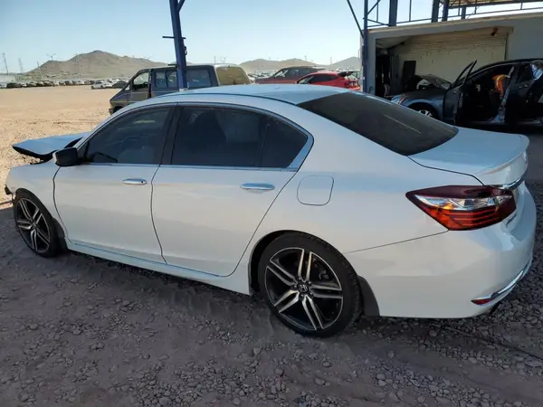 1HGCR2F59HA028159 2017 HONDA ACCORD - Image 2