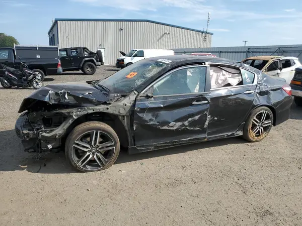 1HGCR2F59HA030395 2017 HONDA ACCORD - Image 1