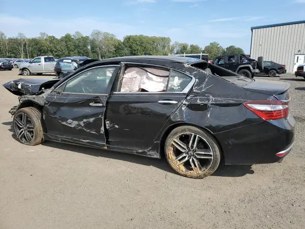 1HGCR2F59HA030395 2017 HONDA ACCORD - Image 2