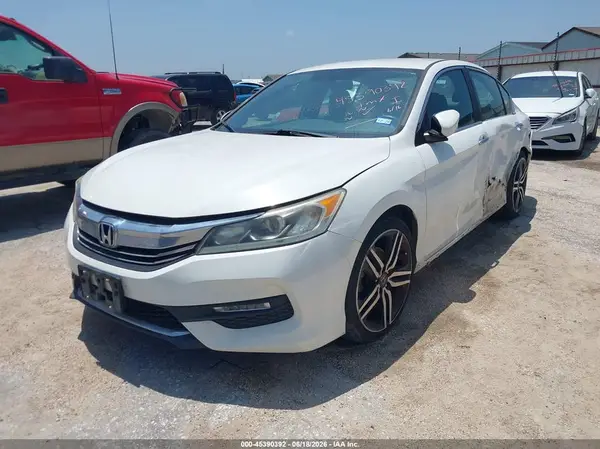 1HGCR2F59HA043390 2017 HONDA ACCORD - Image 2