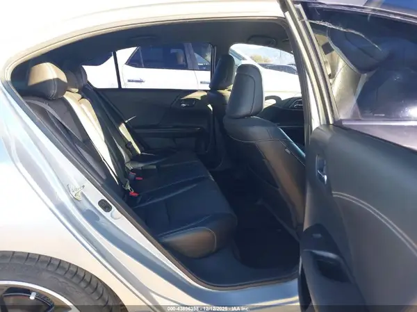 1HGCR2F59HA044359 2017 HONDA ACCORD - Image 8