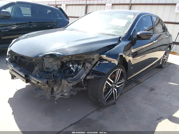 1HGCR2F59HA051571 2017 HONDA ACCORD - Image 2