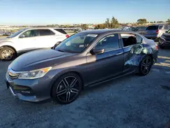 1HGCR2F59HA052493 2017 HONDA ACCORD