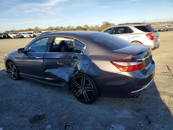 1HGCR2F59HA052493 2017 HONDA ACCORD - Image 2