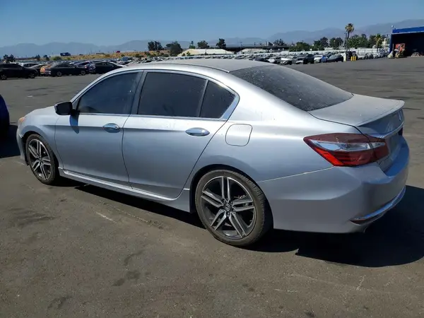 1HGCR2F59HA075451 2017 HONDA ACCORD - Image 2