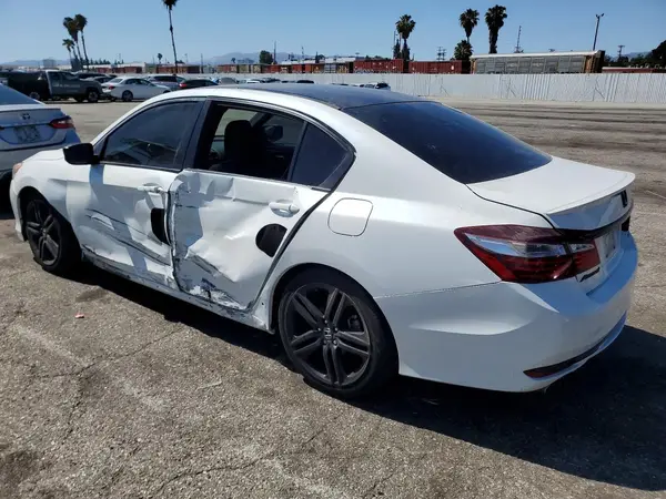 1HGCR2F59HA081900 2017 HONDA ACCORD - Image 2