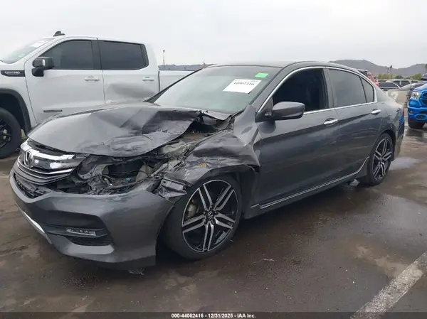 1HGCR2F59HA092542 2017 HONDA ACCORD - Image 2