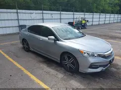 1HGCR2F59HA095487 2017 HONDA ACCORD