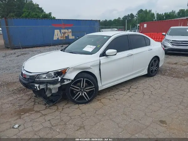 1HGCR2F59HA108125 2017 HONDA ACCORD - Image 2