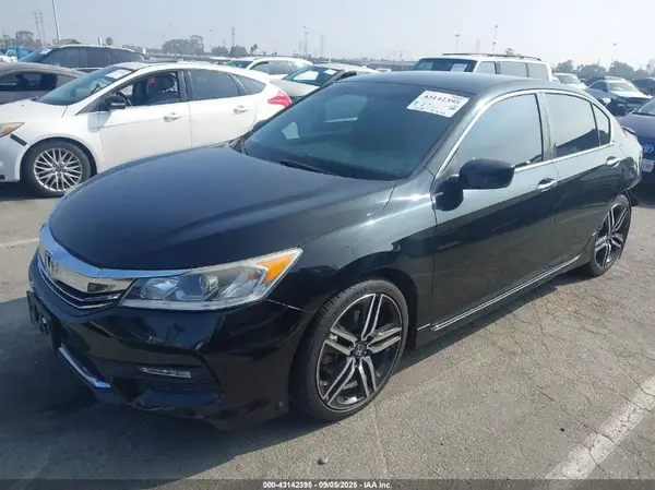 1HGCR2F59HA112031 2017 HONDA ACCORD - Image 2