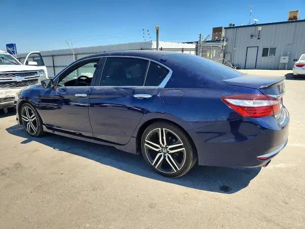 1HGCR2F59HA114863 2017 HONDA ACCORD - Image 2