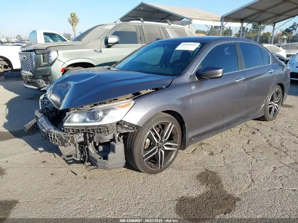 1HGCR2F59HA122722 2017 HONDA ACCORD - Image 2