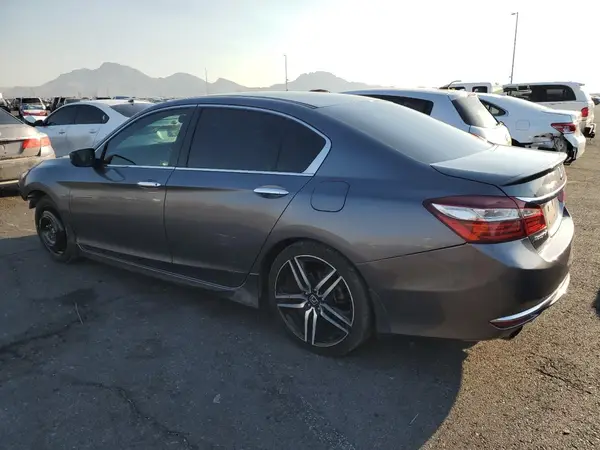 1HGCR2F59HA124406 2017 HONDA ACCORD - Image 2