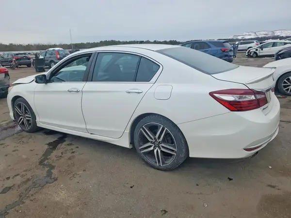1HGCR2F59HA129539 2017 HONDA ACCORD - Image 2