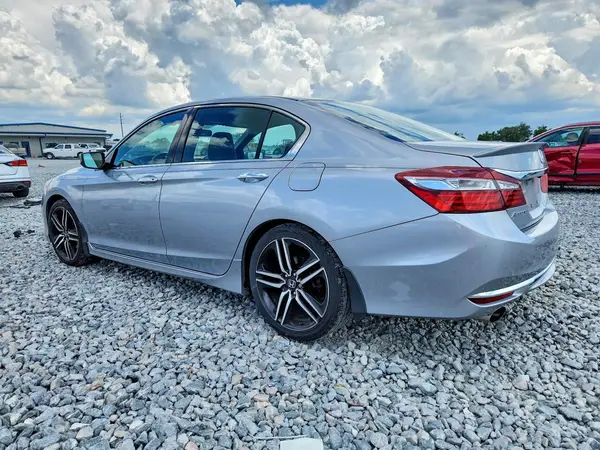 1HGCR2F59HA145210 2017 HONDA ACCORD - Image 2