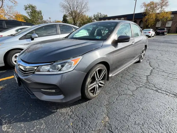 1HGCR2F59HA145286 2017 HONDA ACCORD - Image 2