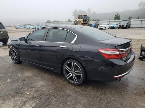 1HGCR2F59HA153467 2017 HONDA ACCORD - Image 2