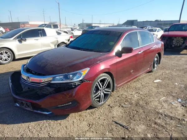 1HGCR2F59HA155896 2017 HONDA ACCORD - Image 2