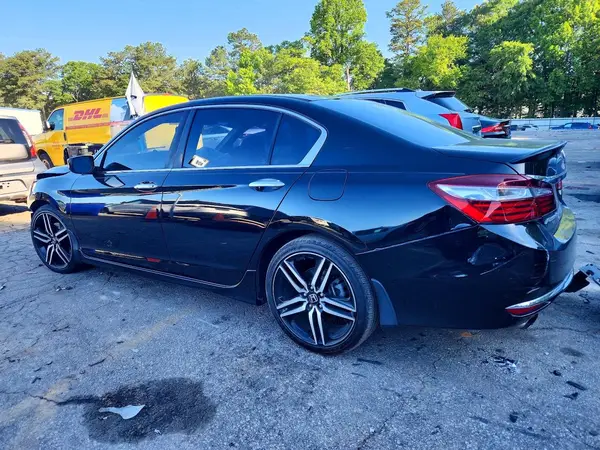 1HGCR2F59HA159852 2017 HONDA ACCORD - Image 2