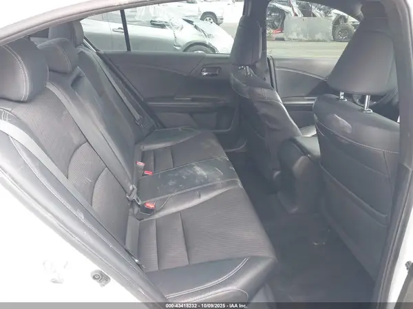 1HGCR2F59HA167238 2017 HONDA ACCORD - Image 8