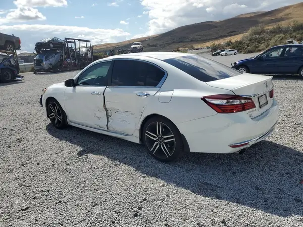 1HGCR2F59HA179504 2017 HONDA ACCORD - Image 2