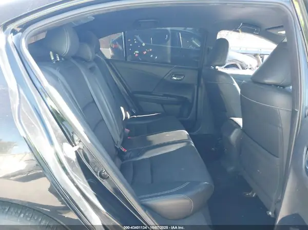 1HGCR2F59HA205504 2017 HONDA ACCORD - Image 8