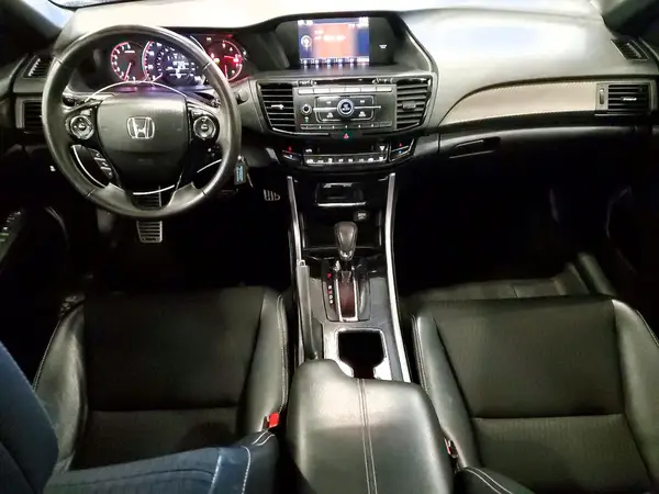 1HGCR2F59HA212078 2017 HONDA ACCORD - Image 8