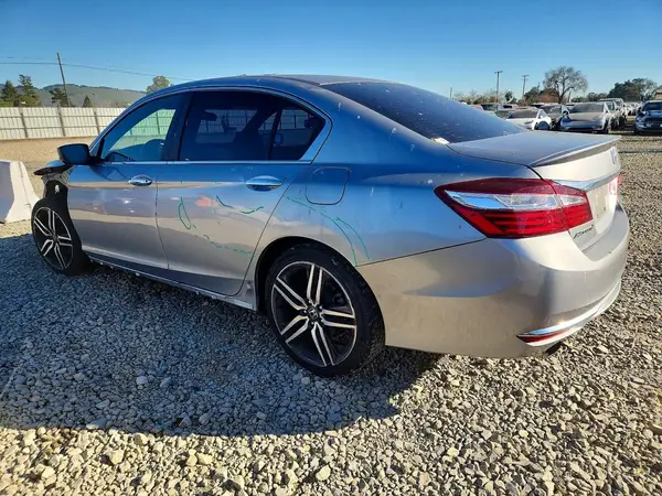 1HGCR2F59HA224781 2017 HONDA ACCORD - Image 2
