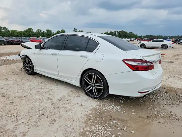 1HGCR2F59HA235392 2017 HONDA ACCORD - Image 2