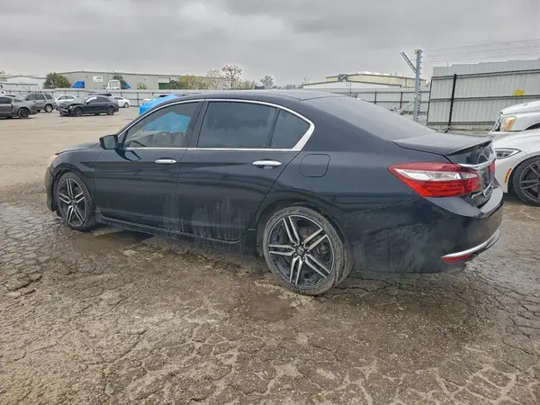 1HGCR2F59HA238065 2017 HONDA ACCORD - Image 2