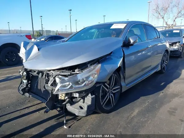 1HGCR2F59HA249860 2017 HONDA ACCORD - Image 2