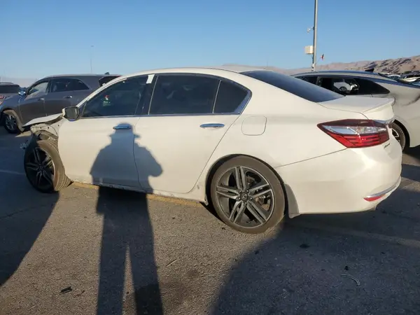 1HGCR2F59HA262236 2017 HONDA ACCORD - Image 2