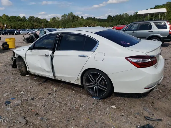 1HGCR2F59HA268523 2017 HONDA ACCORD - Image 2