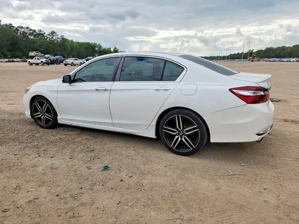 1HGCR2F59HA268537 2017 HONDA ACCORD - Image 2