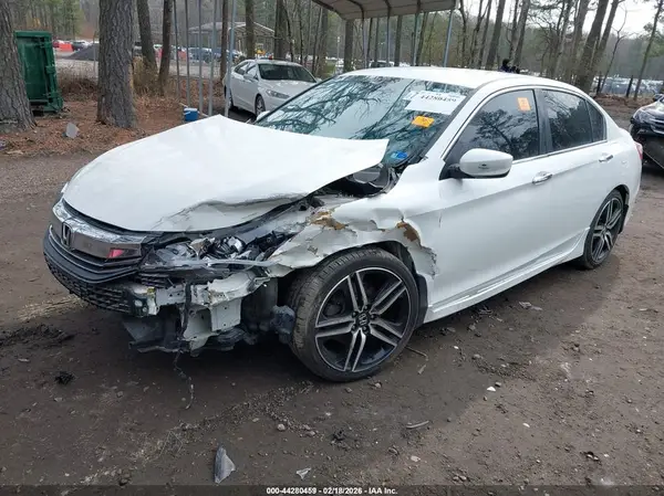 1HGCR2F59HA281921 2017 HONDA ACCORD - Image 2