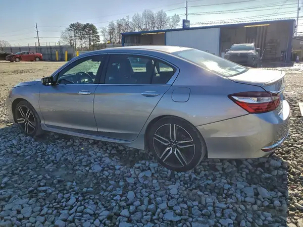 1HGCR2F59HA302685 2017 HONDA ACCORD - Image 2