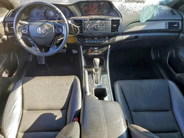 1HGCR2F59HA302685 2017 HONDA ACCORD - Image 8