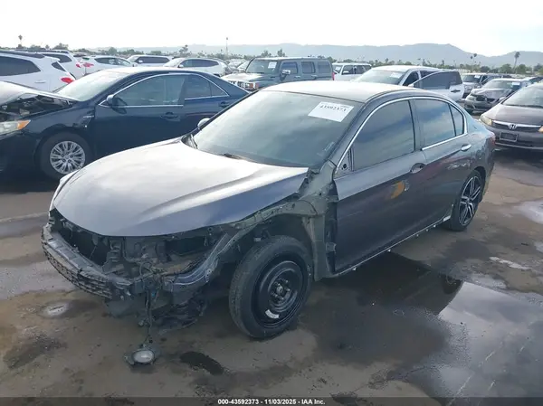 1HGCR2F5XGA014995 2016 HONDA ACCORD - Image 2