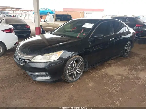 1HGCR2F5XGA017170 2016 HONDA ACCORD - Image 2