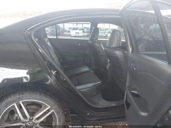 1HGCR2F5XGA017170 2016 HONDA ACCORD - Image 8