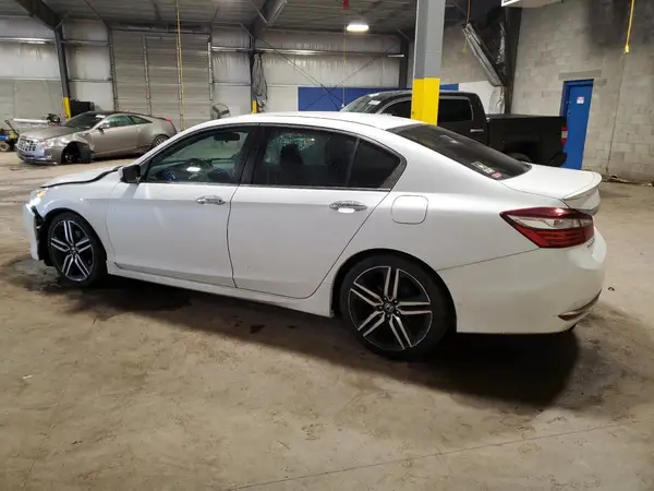 1HGCR2F5XGA027911 2016 HONDA ACCORD - Image 2