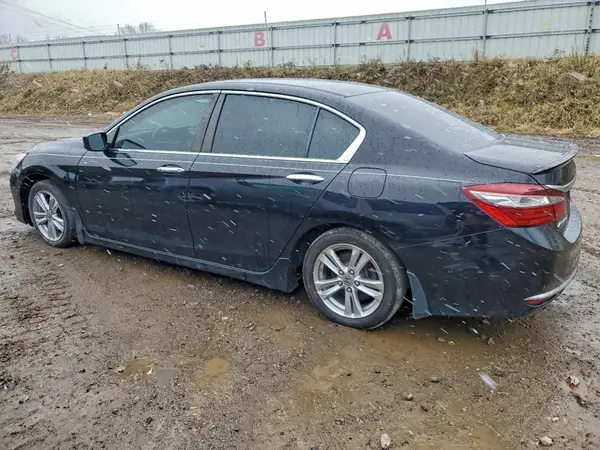 1HGCR2F5XGA061895 2016 HONDA ACCORD - Image 2
